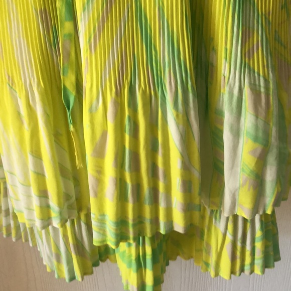 Woman’s lane Bryant green sleeveless spring plus size pleated chiffon neon dress - Picture 5 of 16